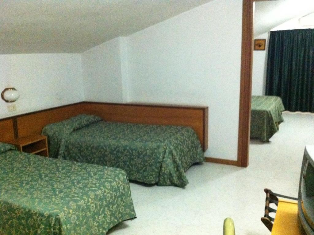 Hotel Atleti Foggia Oda fotoğraf